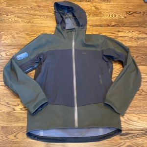 Arcteryx goretex ski shell men’s size medium